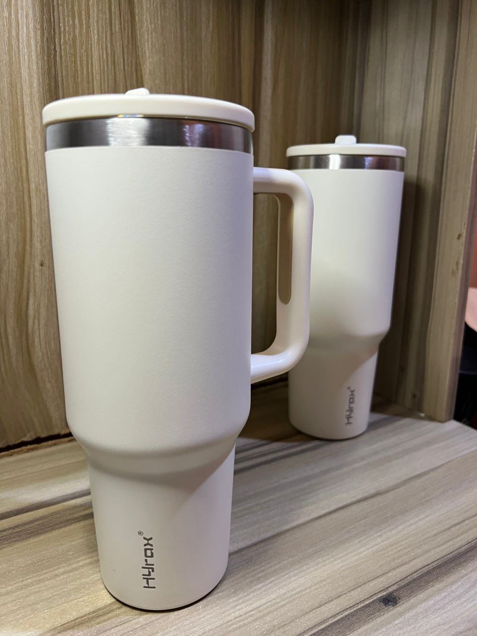 Pearl White Hyrax 1.2L Tumbler